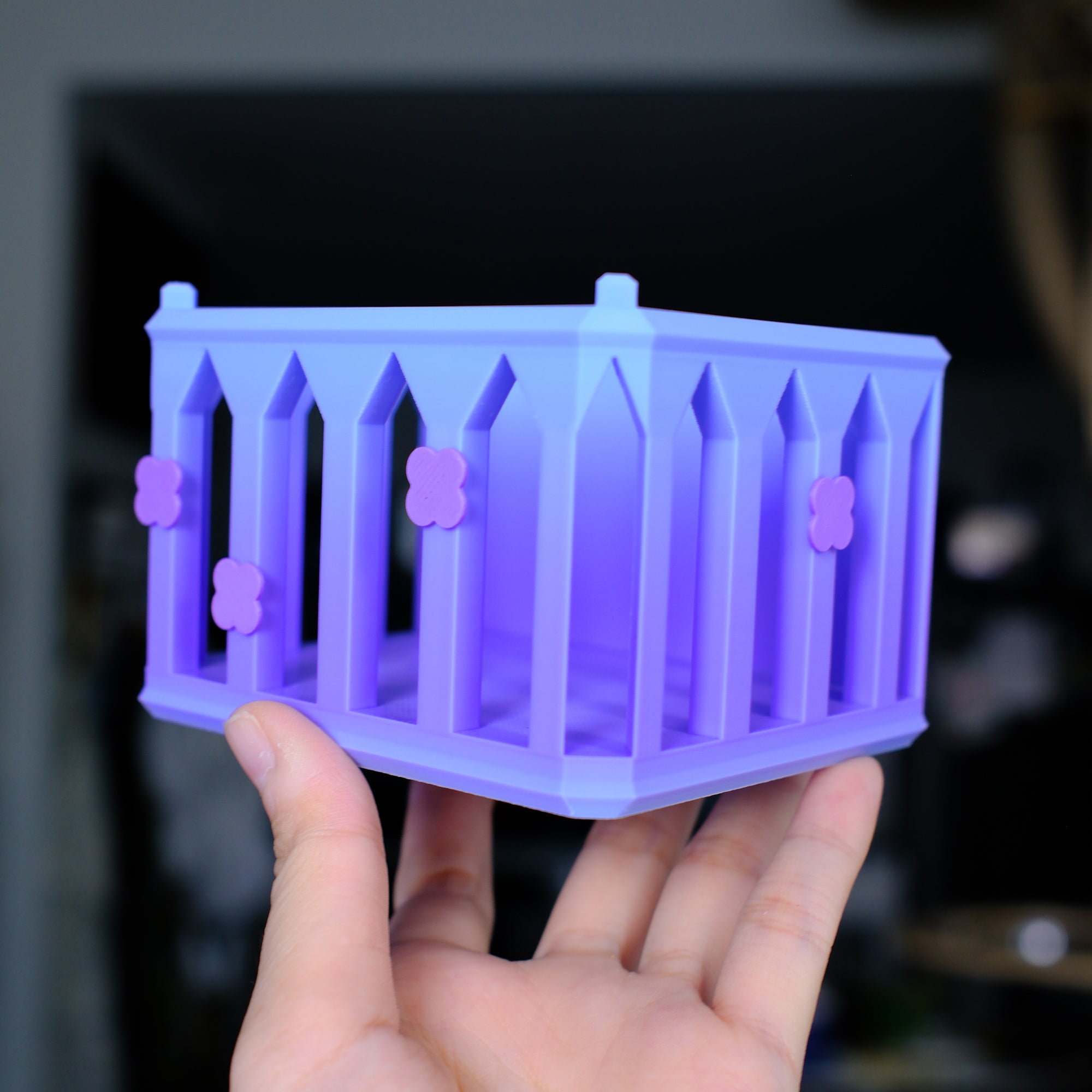 Figurine Balcony