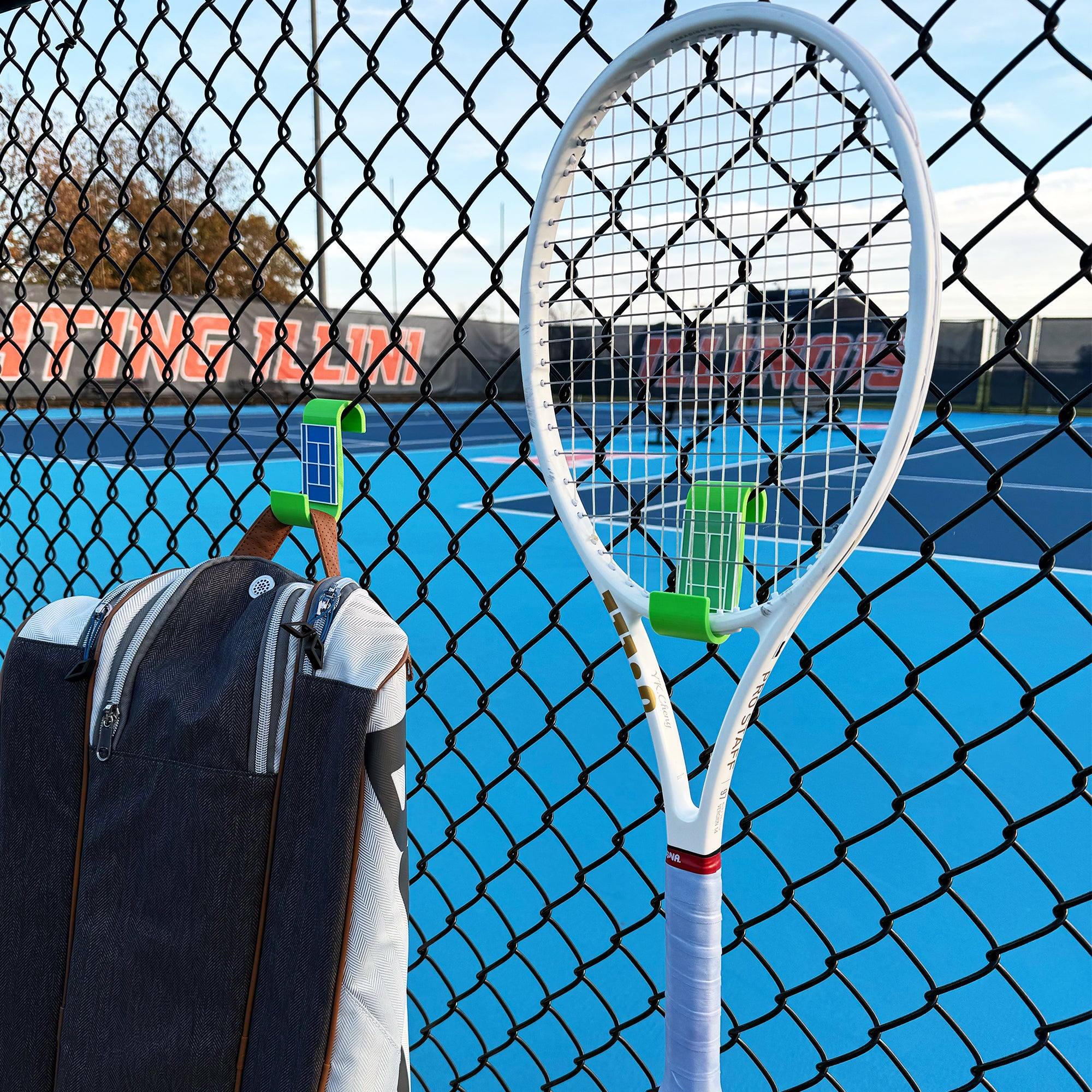 Tennis Racquet Holder - Fence Hanger